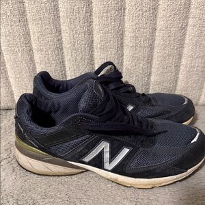 New Balance Men's Dark Blue and Gray Athletic Shoes